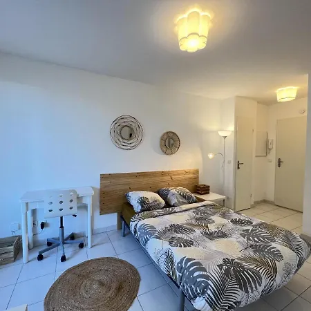 Le Petit Bastie : Studio Bucolique Proche Meett